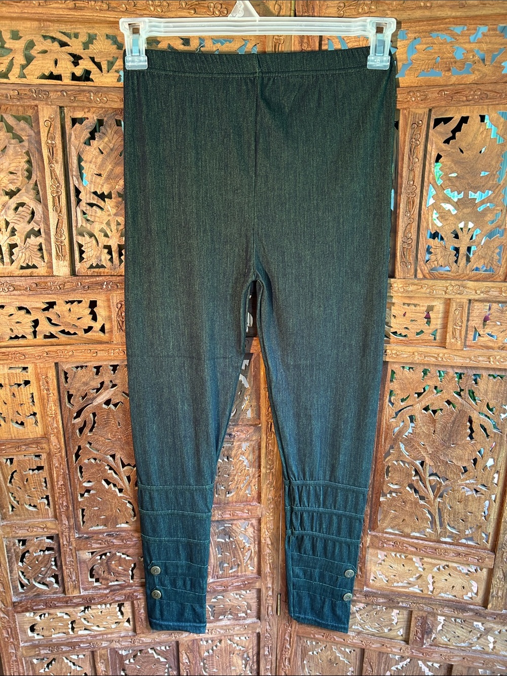 Coco & Carmen Dark Denim-Look Stretch Leggings with Button Cuff Detail One Size